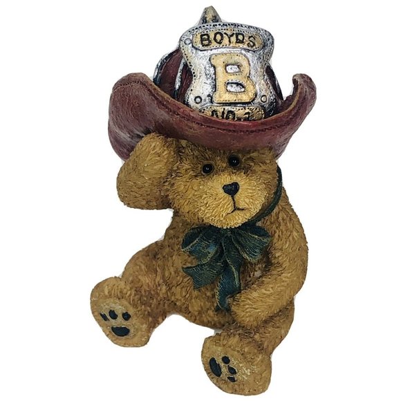 Boyds Bear Sparky Fireman Bear Figurine Iddy Biddy